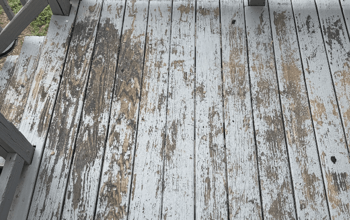 Weathered deck boards before Mor Handy maintenance planning