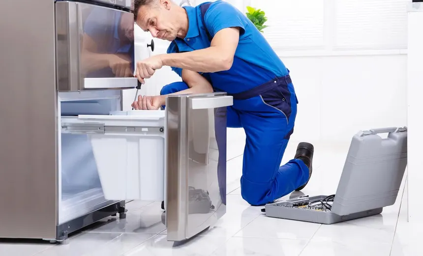 Mor Handy appliance and HVAC repair service checking outdoor equipment